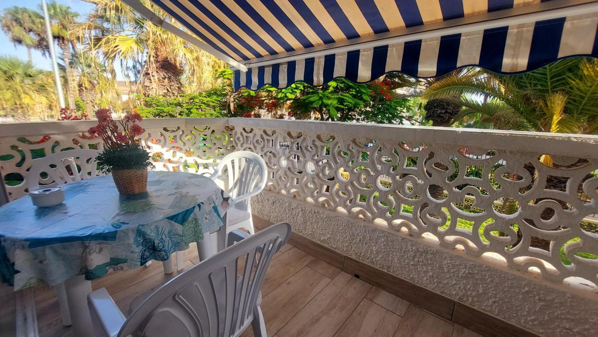 Apartamento Margarita Con Piscina En Playa Honda, Playa Las Americas Арона Екстериор снимка